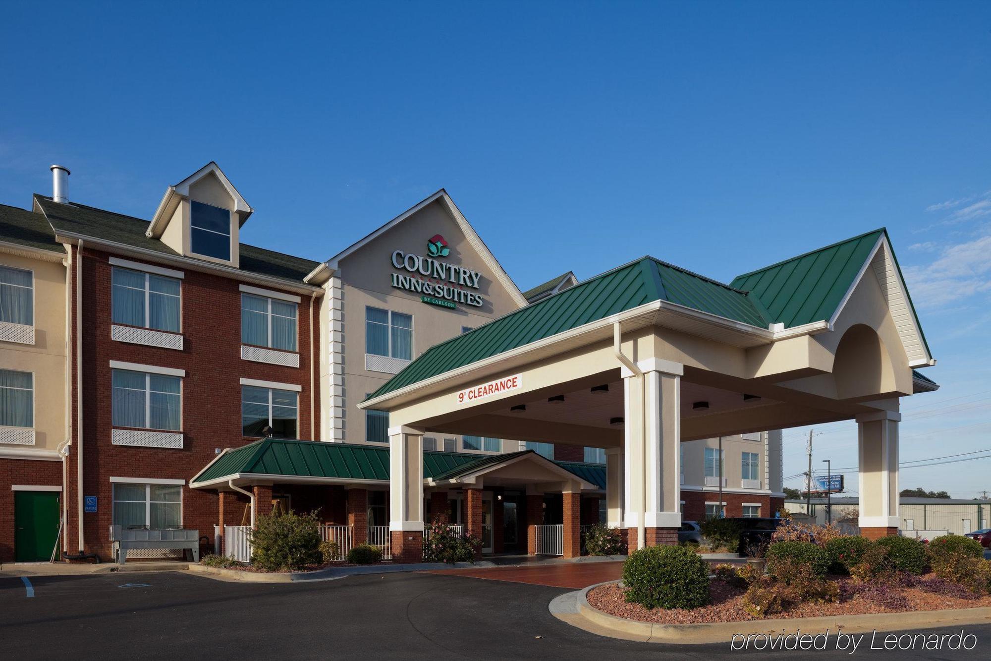 La Quinta By Wyndham Oxford - Anniston Hotel Bagian luar foto